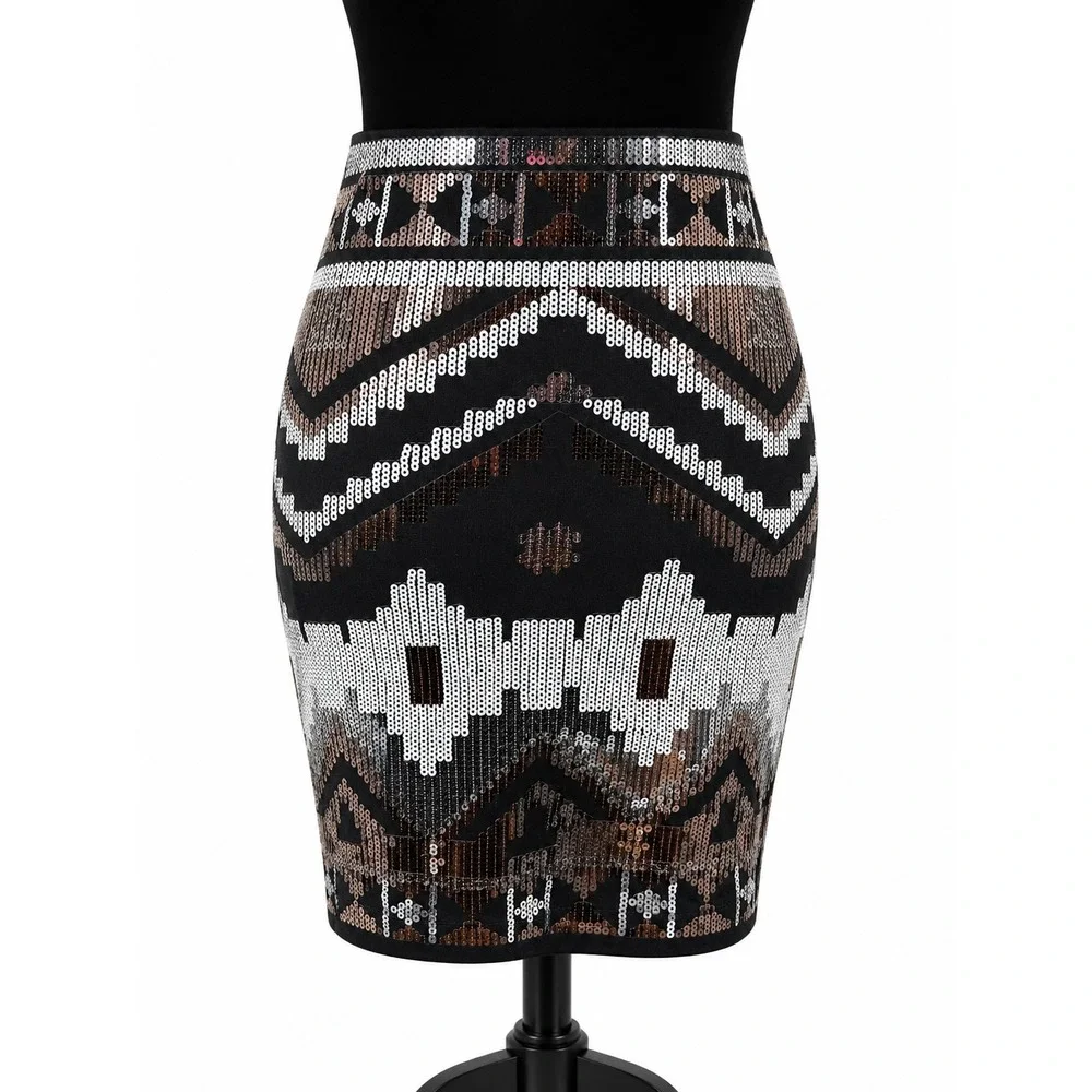 Express Womens Allover Sequin Aztec Print Mini Skirt Size XS Black White Stretch
